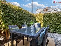 Prostorný byt 4+kk se zahradou v Přezleticích - 2