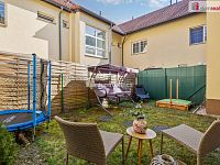 Prostorný byt 4+kk se zahradou v Přezleticích - 25