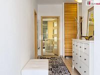 Prostorný byt 4+kk se zahradou v Přezleticích - 7