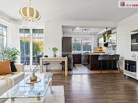 Prostorný byt 4+kk se zahradou v Přezleticích - 8