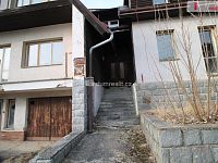 Ubytovací zařízení k rekonstrukci v obci Stříbrná u Kraslic s velkým pozemkem - 18