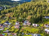 Ubytovací zařízení k rekonstrukci v obci Stříbrná u Kraslic s velkým pozemkem - 21