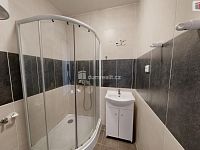 Pronájem, byt 1+1, 37 m2, Komárov, ul. Podvihovská - 3