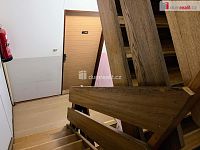 Prodej bytu 3+1 s garáží v Hluku - 10