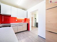 K prodeji, rodinný dům se dvěmi byt. jednotkami, ul. Kosmova č.p. 2828/9, ČB - 11