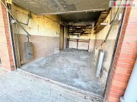 Prodej bytu 3+1 s garáží v domě v Hluku - 9