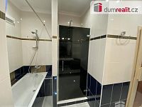 Prodej, byt 2+1, 102 m2, Hlavní třída, Mariánské Lázně - koupelna