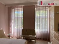 Prodej, byt 2+1, 102 m2, Hlavní třída, Mariánské Lázně - ložnice