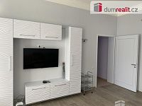 Prodej, byt 2+1, 102 m2, Hlavní třída, Mariánské Lázně - obývací pokoj