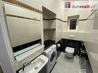 Prodej, byt 2+1, 102 m2, Hlavní třída, Mariánské Lázně - toaleta