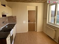 prodej bytu 3+1  84,6 m2 v OV s L/S/G/, obec Všeradice - 3