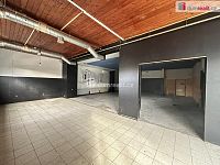 Kmerční prostor 200m2, Na Valtické - 10