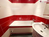 Pronájem slunného bytu 2+1 s balkonem v klidné části Bíliny - 6