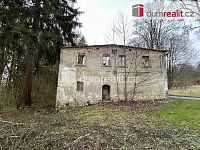 Pozemek 1065 m2 s budovou, Horní Luby, Luby  - 2