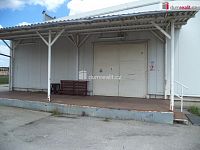 Pronájem haly ke komerčnímu využití  o velikosti 940 m2 - 18