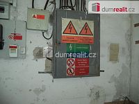 Pronájem haly ke komerčnímu využití  o velikosti 940 m2 - 3