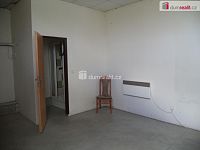 Pronájem haly ke komerčnímu využití  o velikosti 940 m2 - 6