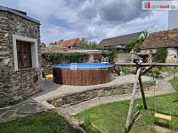 Prodej, restaurace, zahrada, garáž, nám. J.V. Kamarýta, Velešín - 16