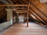 Prodej rodinného domu s investičním potenciálem – Brná, Ústí nad Labem - 27