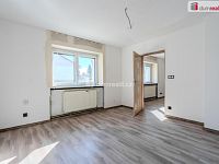 Prodej RD ve Vědomicích - ložnice