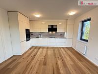 Pronájem bytu 2+kk 61 m2 P5 Zličín lodžie garážové stání novostavba