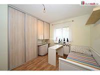 Dvougenerační dům 6+kk, 261 m2, pozemek 1081,5 m2, Praha - Lochkov - 14