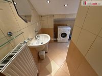 Pronájem bytu 2+kk 54 m2 Štěrboholy zařízený podkroví cihla - 8