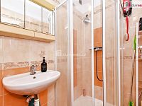 prodej bytového domu 470 m2, pozemek 1814 m2, Stradonice, okr. Kladno - 13