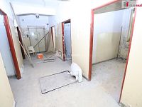 Komerční objekt ve vnitrobloku ulic Šmeralova Sokolovská v Rybářích  - 17