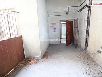 Komerční objekt ve vnitrobloku ulic Šmeralova Sokolovská v Rybářích  - 23