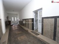 Komerční objekt ve vnitrobloku ulic Šmeralova Sokolovská v Rybářích  - 26