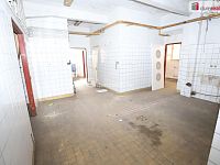 Komerční objekt ve vnitrobloku ulic Šmeralova Sokolovská v Rybářích  - 8