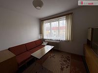 exkluzivní pronájem prostorného udržovaného domu se zahradou ČB - U Cihelny - 14