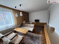 exkluzivní pronájem prostorného udržovaného domu se zahradou ČB - U Cihelny - 2