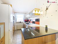 RD 2 x 3+1 s garáží, sklepem, dílnou a studnou. - 3