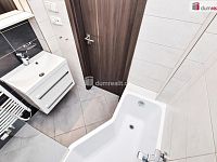 Prodej bytu 2+kk 50m2 cihla OV P-8 U libeňského pivovaru - 20