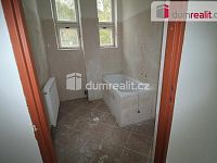 Ubytovací zařízení vhodné k provozování hotelu či ubytovny s pozemkem v Nové Halži u Aše - 16