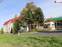 Ubytovací zařízení vhodné k provozování hotelu či ubytovny s pozemkem v Nové Halži u Aše - 2