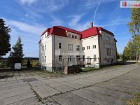 Ubytovací zařízení vhodné k provozování hotelu či ubytovny s pozemkem v Nové Halži u Aše - 4