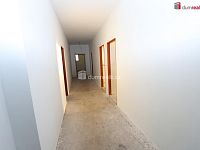 Ubytovací zařízení vhodné k provozování hotelu či ubytovny s pozemkem v Nové Halži u Aše - 20