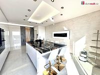 Luxusní byt 3+kk s terasami, GS a sklepem - 2