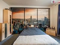 Prostorný byt 3+1 ve zvýšeném přízemí rodinné vily se zahradou a sklepem v Aši - 11