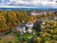 Prostorný byt 3+1 ve zvýšeném přízemí rodinné vily se zahradou a sklepem v Aši - 25