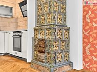 Prodej slunného bytu 2+1 v centu Karlových Varů u lesa  - 11