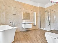 Prodej slunného bytu 2+1 v centu Karlových Varů u lesa  - 15