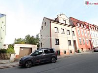 Vícegenerační vila v centru Aše se zahradou a garáží - 2