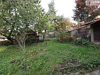 Vícegenerační vila v centru Aše se zahradou a garáží - 29