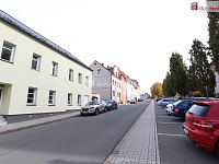 Vícegenerační vila v centru Aše se zahradou a garáží - 30