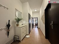 Byt 2+kk 50m2 se zahradou 84m2 - 9