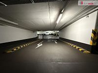 Pronájem garážového stání v rezidenci Anděl City Smíchov - 3